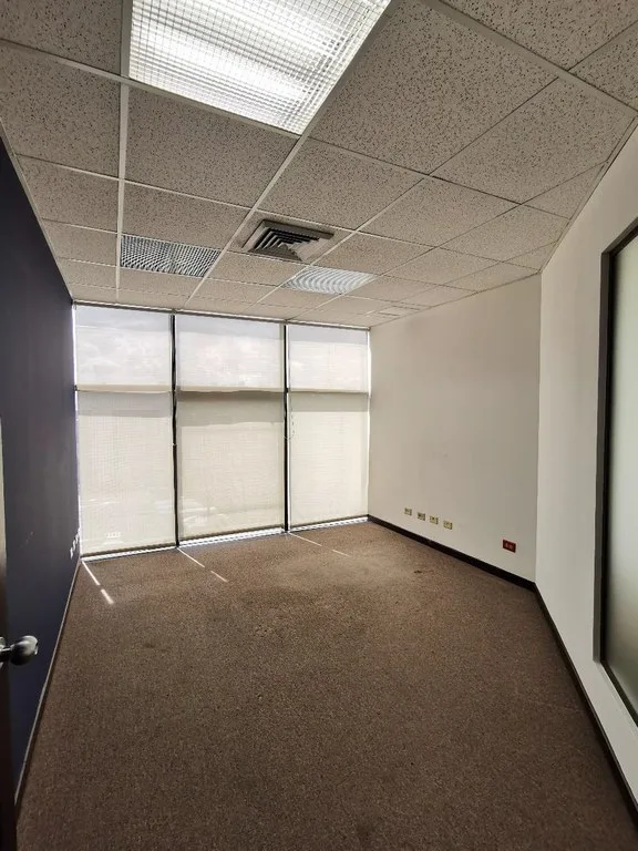 Office Condo in San Rafael — photo 3