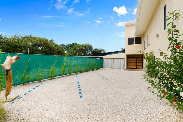 Multi Unit Building in Playa Tamarindo