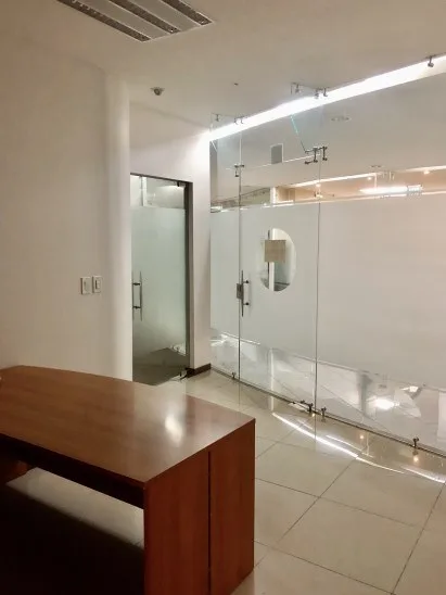Office Condo in San Rafael — photo 2