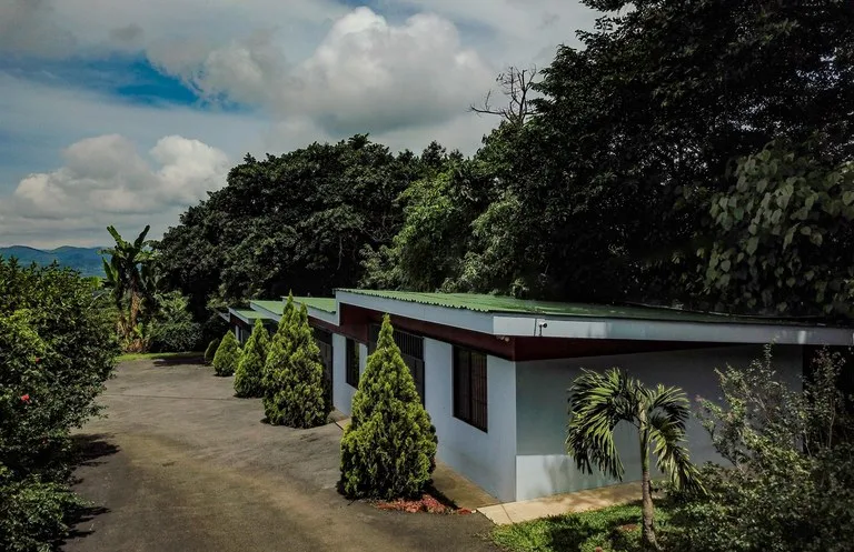 Hotel/Resort/Hostel in Sarchi Norte