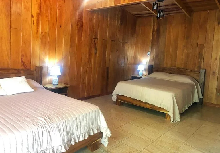 Hotel/Resort/Hostel in Monte Verde