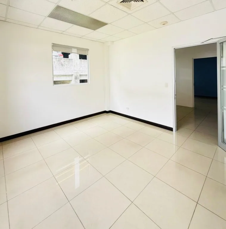 Office Condo in San Rafael — photo 3