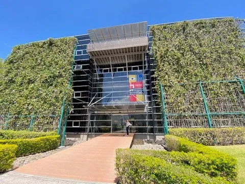 Office Condo in Lindora