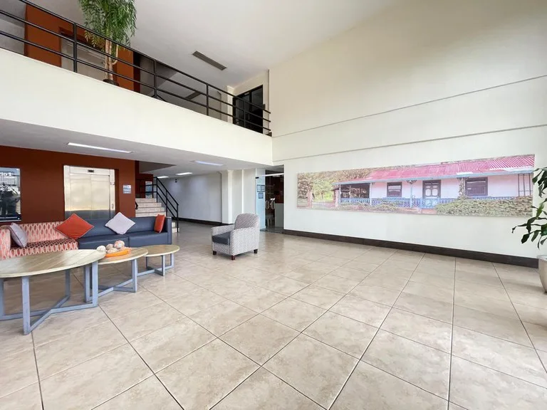 Office Condo in San Rafael — photo 4