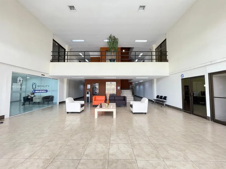 Office Condo in San Rafael — photo 5