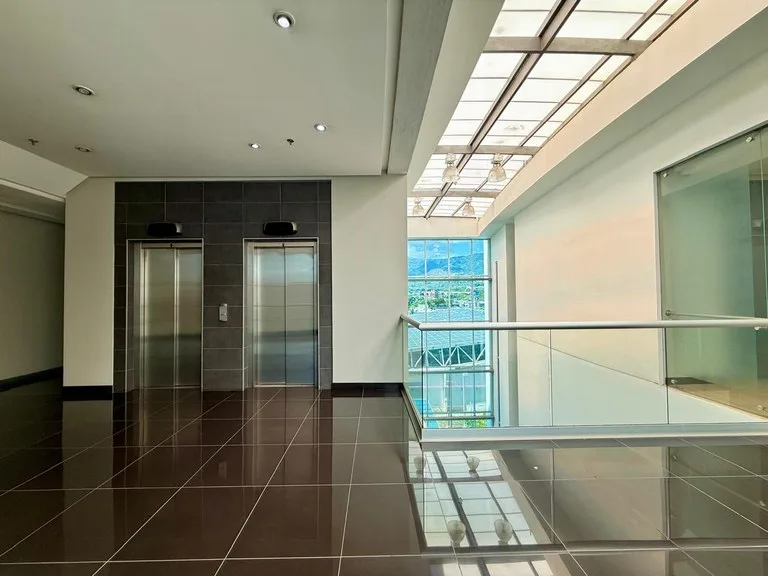 Office Condo in Pozos