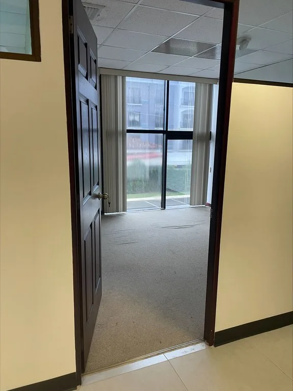 Office Condo in San Rafael — photo 5