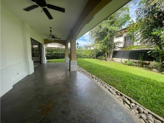 House in Santa Ana