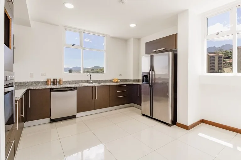 Apartment in San Rafael — photo 3