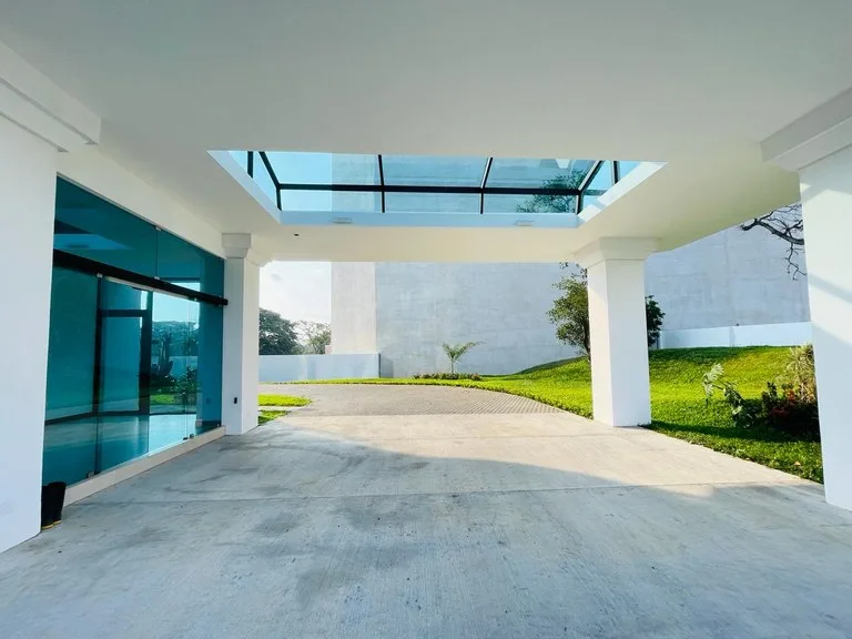 Apartment in Escazú