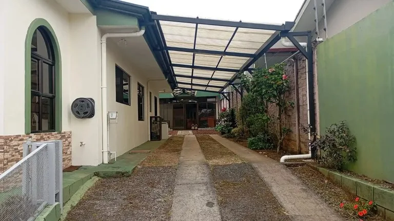 House in Alfaro