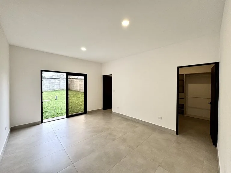 House in San Vicente — photo 2