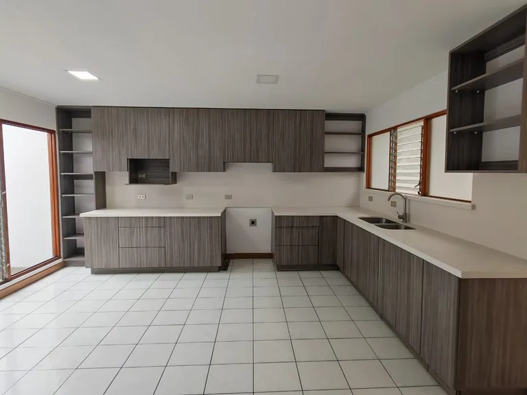 House in Los Laureles — photo 2