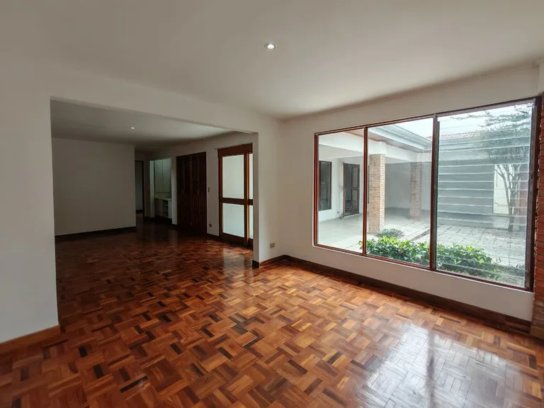 House in Los Laureles — photo 4