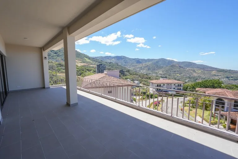 Apartment in Santa Ana