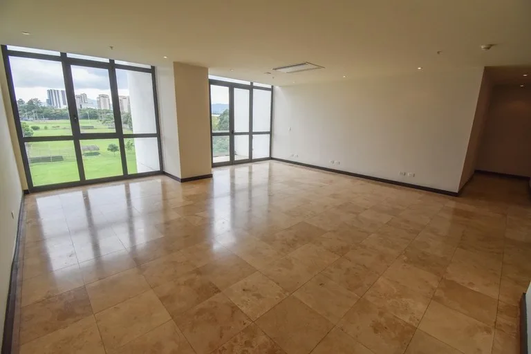 Apartment in La Sabana