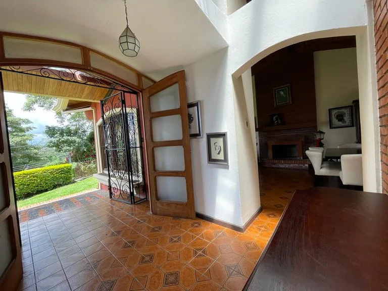 House in Santa Ana