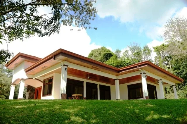Villa in Nuevo Arenal