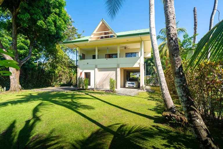 House in Bahía Ballena