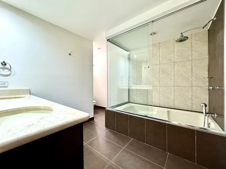 Apartment in La Sabana — photo 2