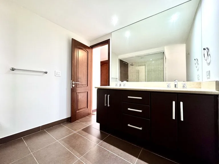 Apartment in La Sabana — photo 3