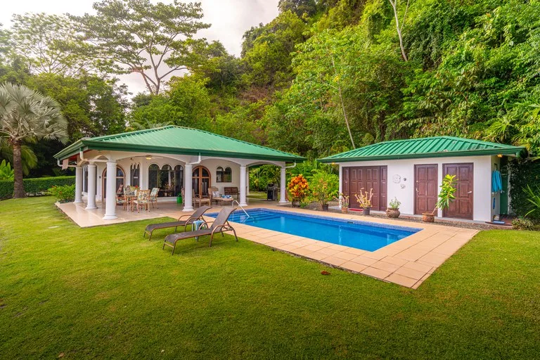 House in Tres Rios