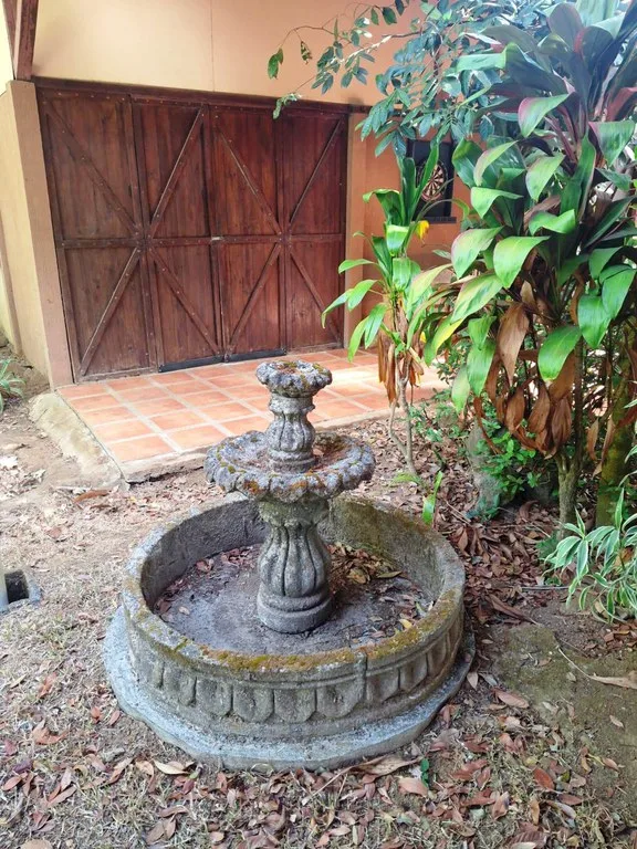 House in Calle Liles — photo 4