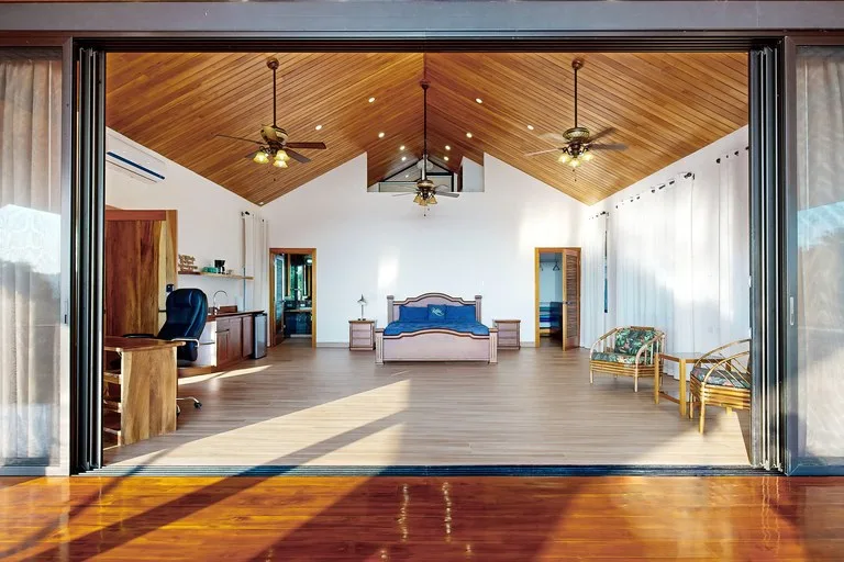 House in Dominical