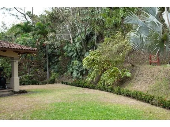 House in Piedades