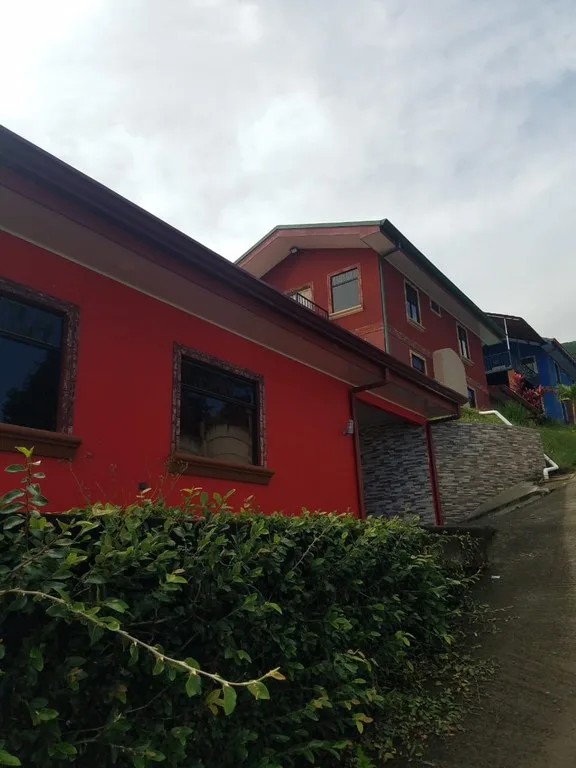 House in San Antonio — photo 2
