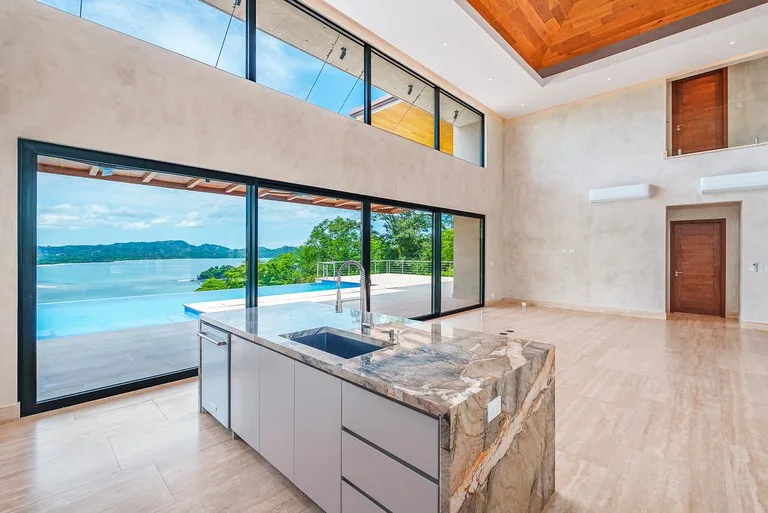 House in Playa Flamingo