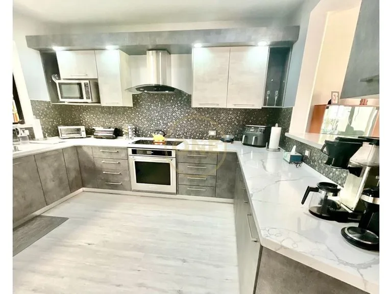House in Trejos Montealegre