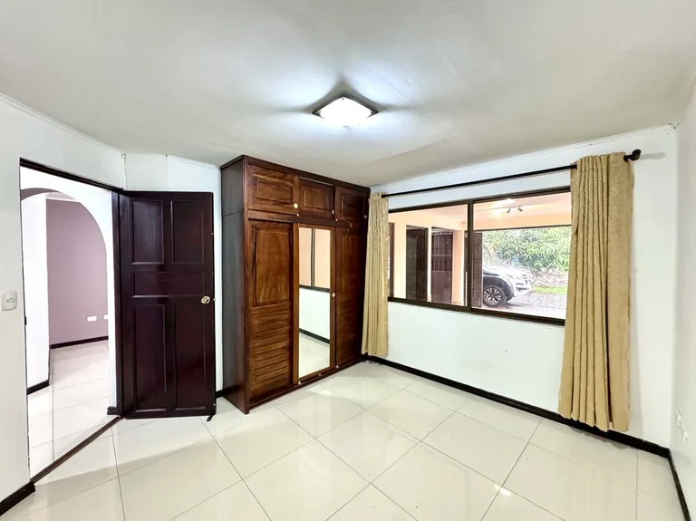 House in Rincon de Sabanilla