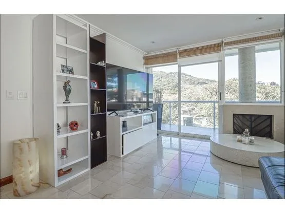 Condominium in San Rafael