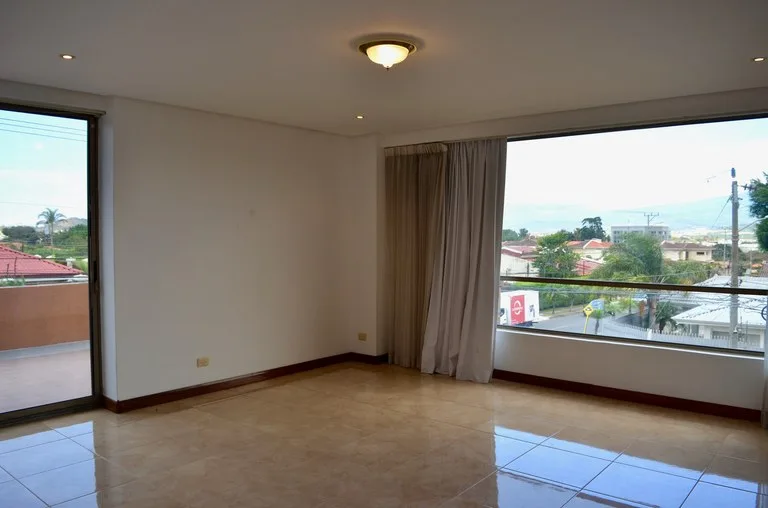Apartment in Los Laureles