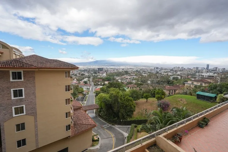 Apartment in Escazú