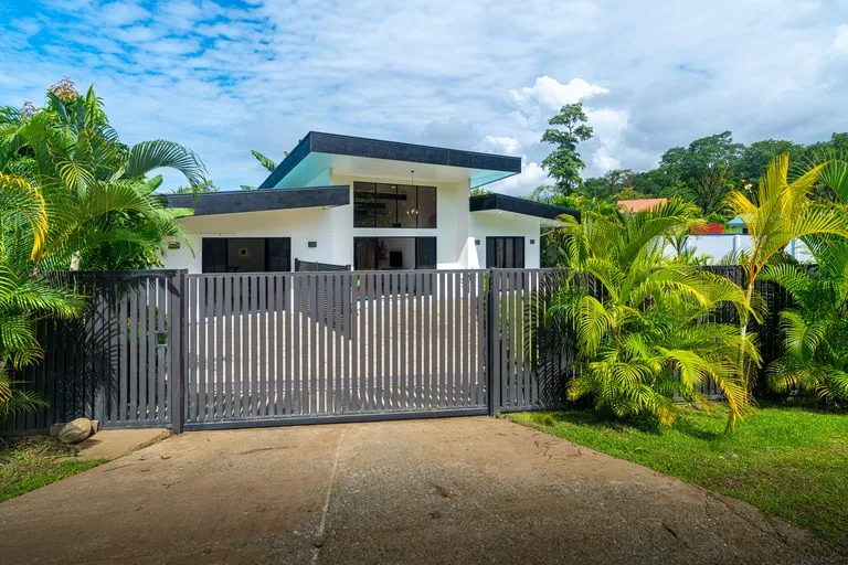 House in Uvita