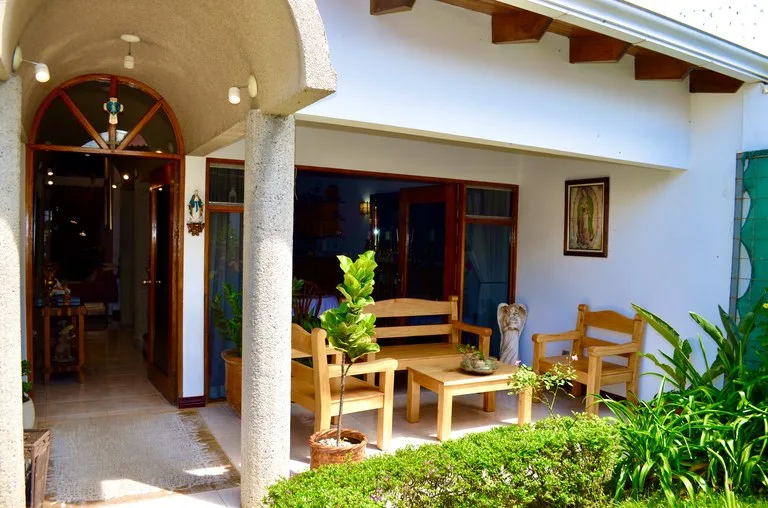 House in San Luis — photo 3