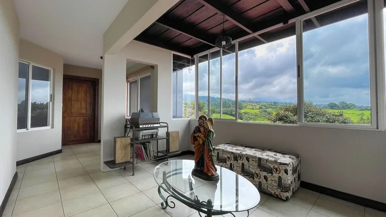 House in San Isidro