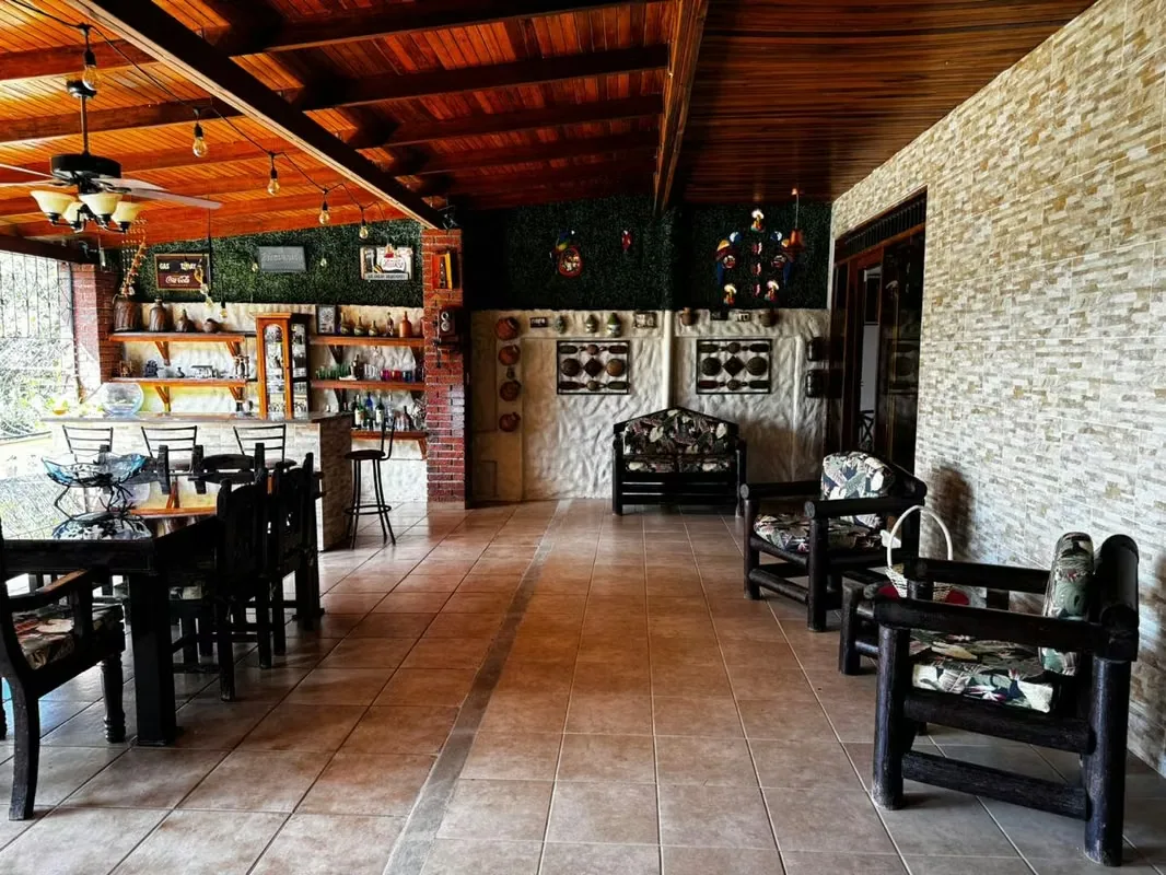 Esta casa independiente se encuentra en Guachipelín Norte, en el límite con Pozos, y ofrece una oportunidad única para vivir en una comunidad cerrada, tranquila y segura. Ubicada en ..., photo 14