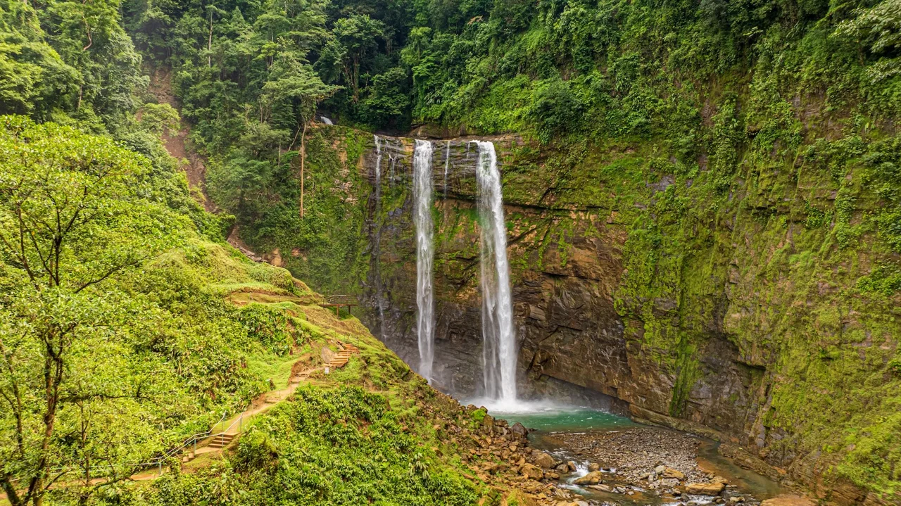 222-ACRE ECO-TOURISM PROPERTY WITH 210-FOOT WATERFALL, IN THE UP OF PLATANILLO