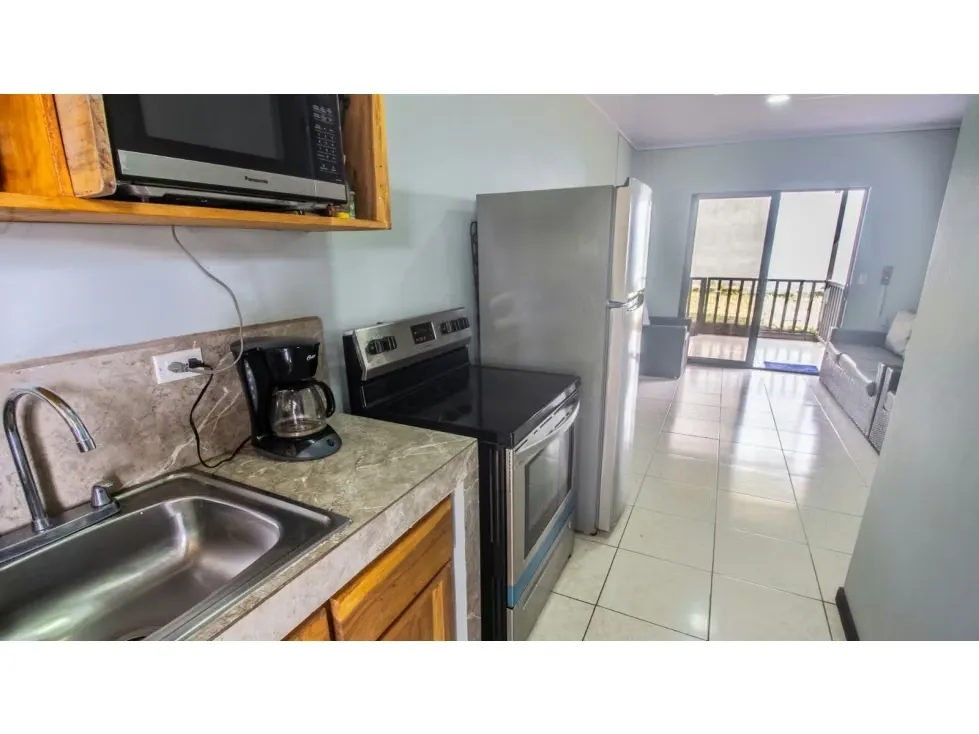 Esta acogedora casa ofrece una ubicación ideal a solo 3 km de Playa Avellanas, perfecta para ..., photo 5