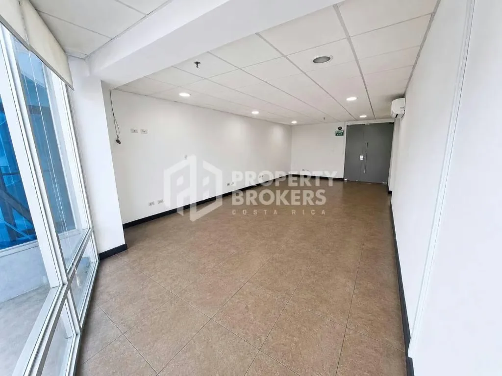 Ubique su empresa o consultorio en una de las zonas más estratégicas y de mayor prestigio de San José., photo 6