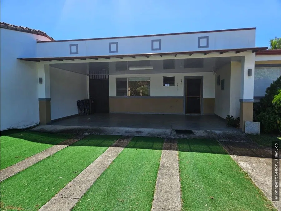 Casa en venta en Playa Bejuco