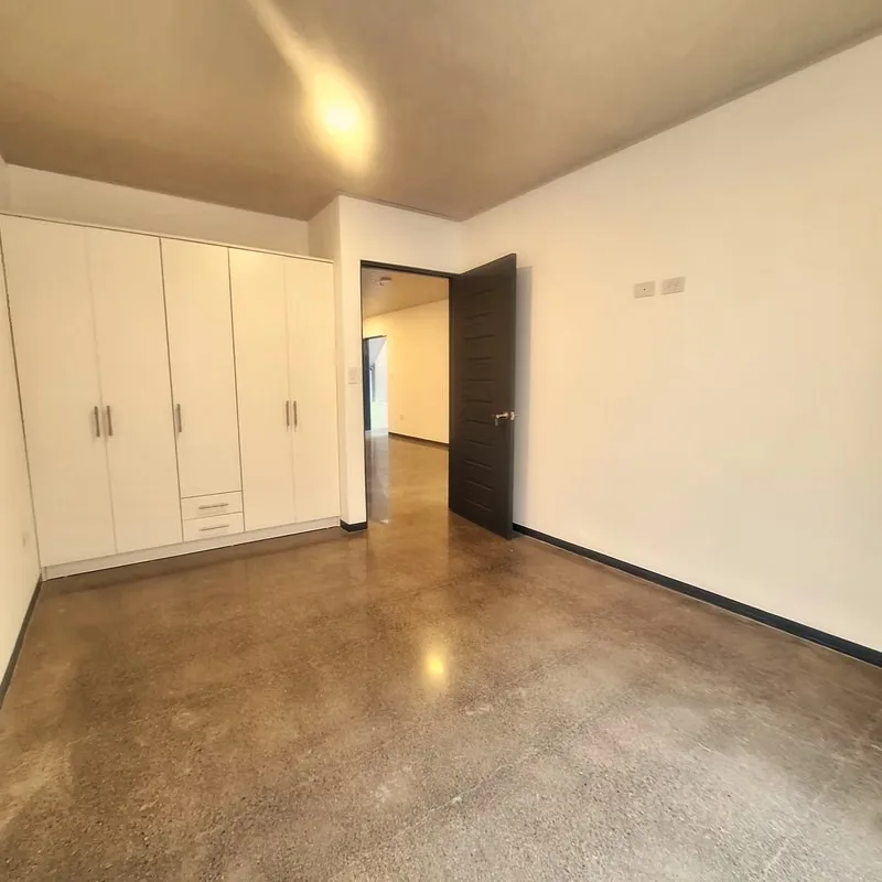 Si está buscando un apartamento para vivir en Saban Oeste, esta es su oportunidad. Este apartamento está ubicado en la Urbanización Loma Linda, a escasos 150 metros sur de la entrada ..., photo 7