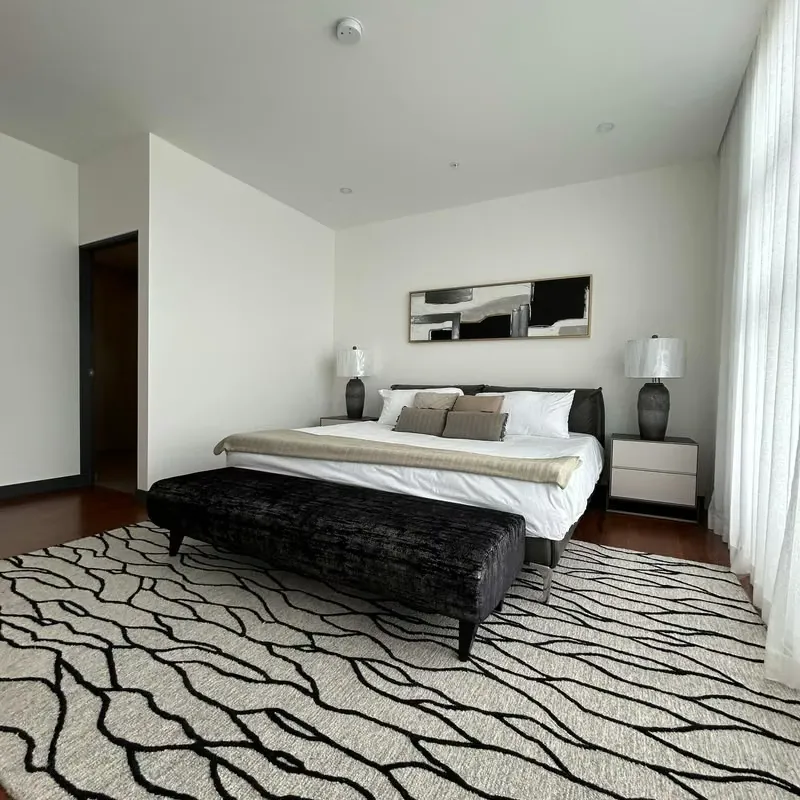 Luxurious penthouses ranging from 176 to 206 m². There are 4 penthouse models, all featuring 3 bedrooms, 2.5 bathrooms, 2 parking spaces, and a 2 m² storage unit. Each master bedroom ..., photo 9