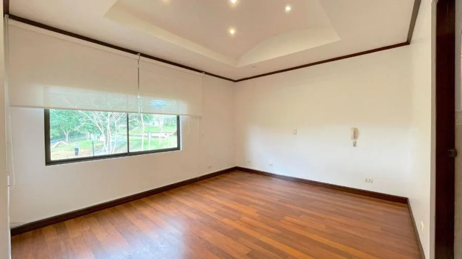 Venta de Casa en Lomas de Ayarco Curridabat MGA - Venta en Curridabat, photo 8