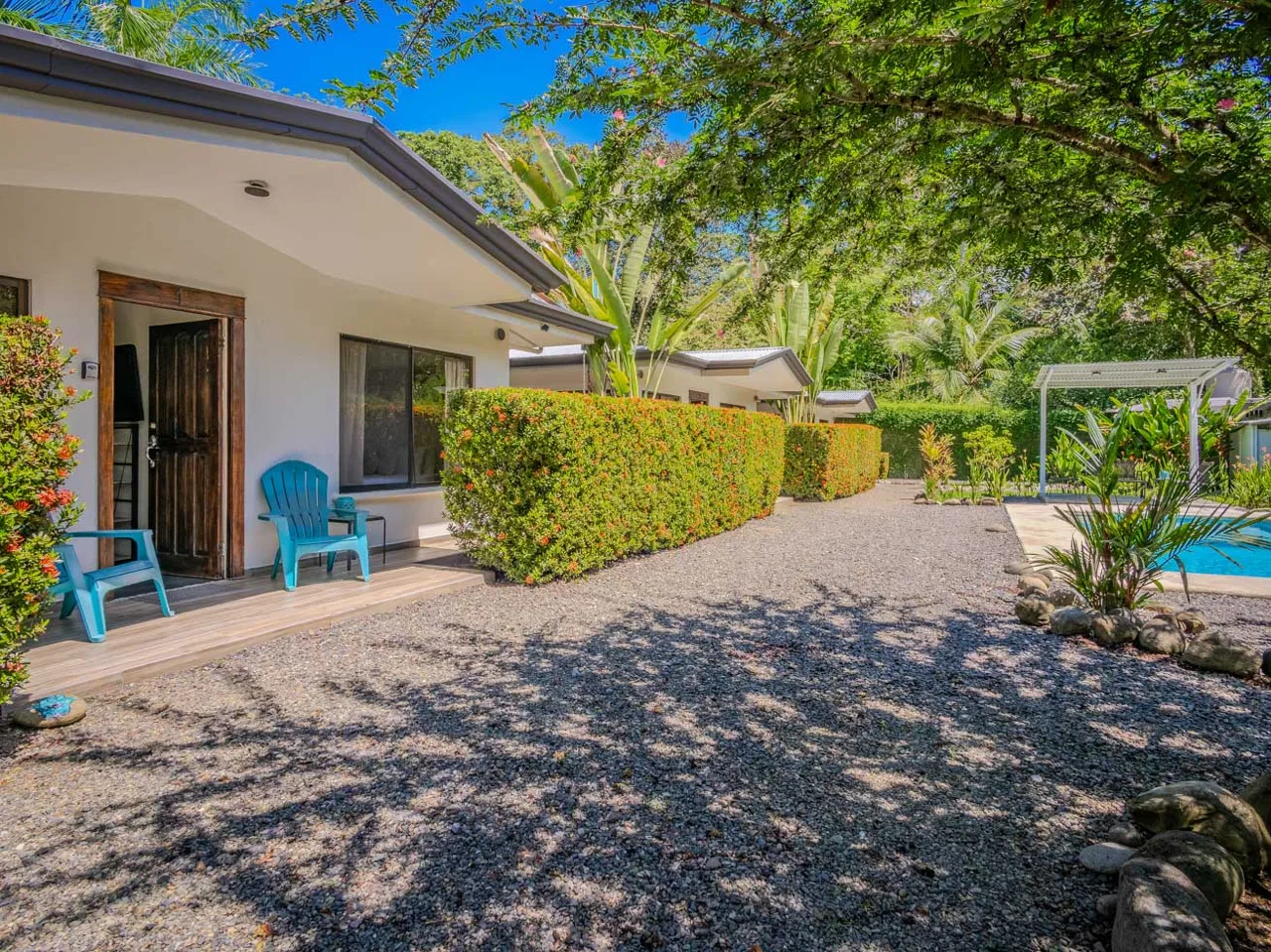 PROPERTY WITH 3 HOMES AND A POOL IN UVITA – 0.25 ACRES, photo 15
