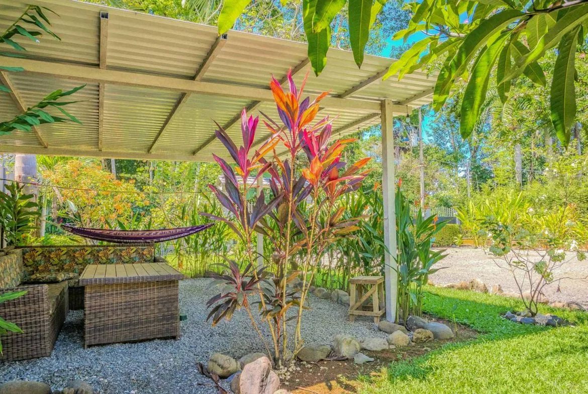 PROPERTY WITH 3 HOMES AND A POOL IN UVITA – 0.25 ACRES, photo 22