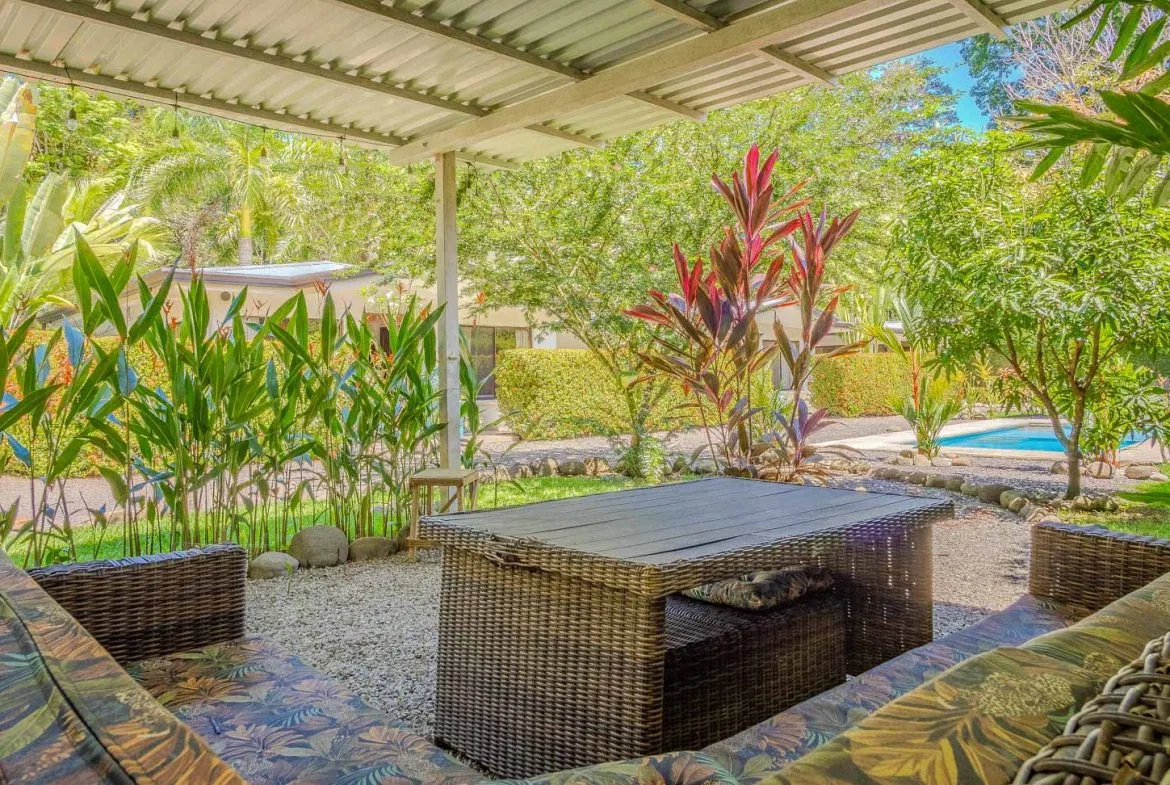 PROPERTY WITH 3 HOMES AND A POOL IN UVITA – 0.25 ACRES, photo 24